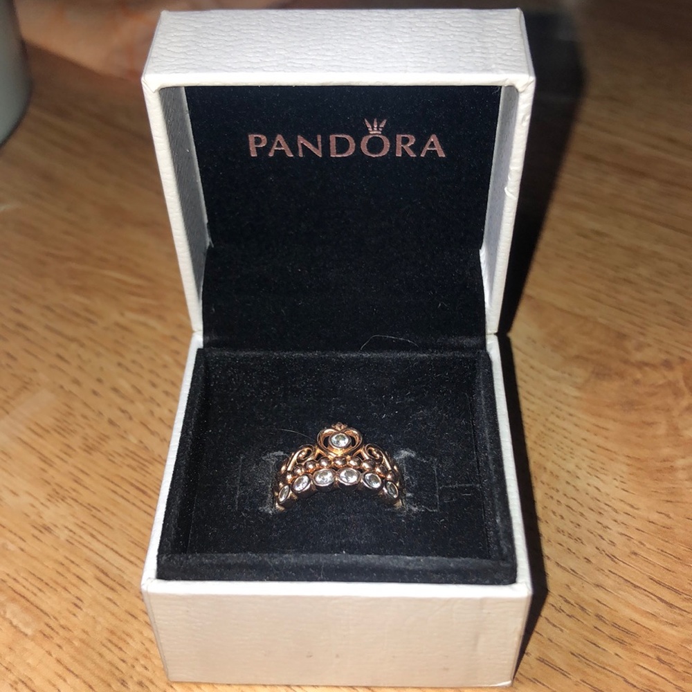 PANDORA PRINCESS RING
